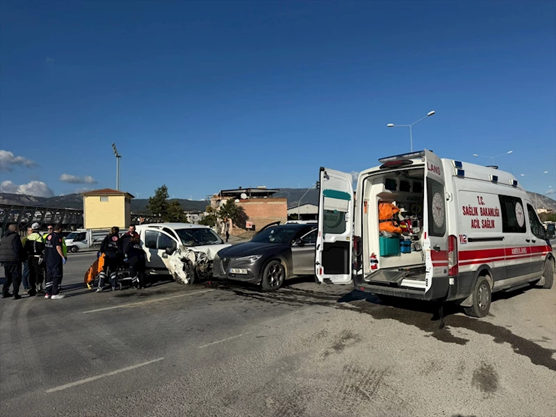 Aydın’da Trafik Kazası: 3 Yaralı