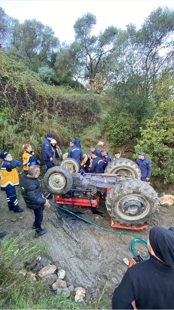  İzmir’in Tire İlçesinde Traktör Kazası: 4 Yaralı