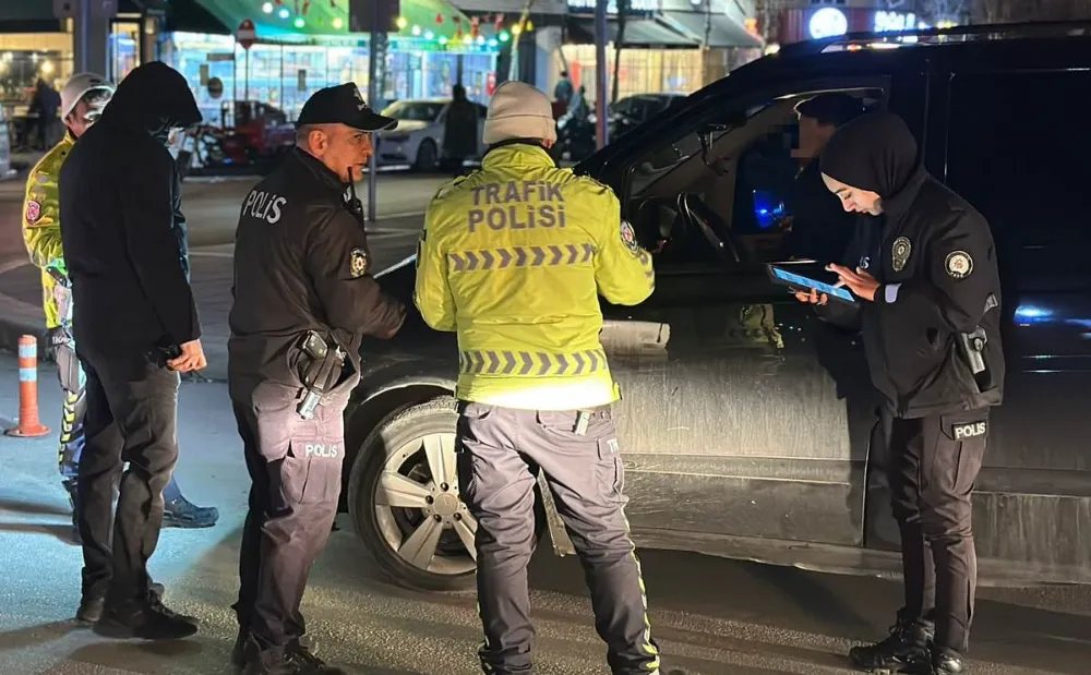 Asayiş ve Trafik Uygulamasında Suç Unsurları Ele Geçirildi