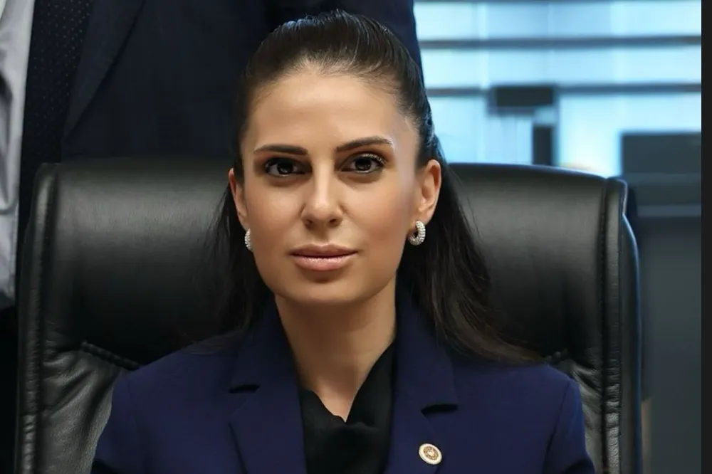 Gizem Özcan,  Göcek Tüneli’ne yapılan zamma tepki gösterdi