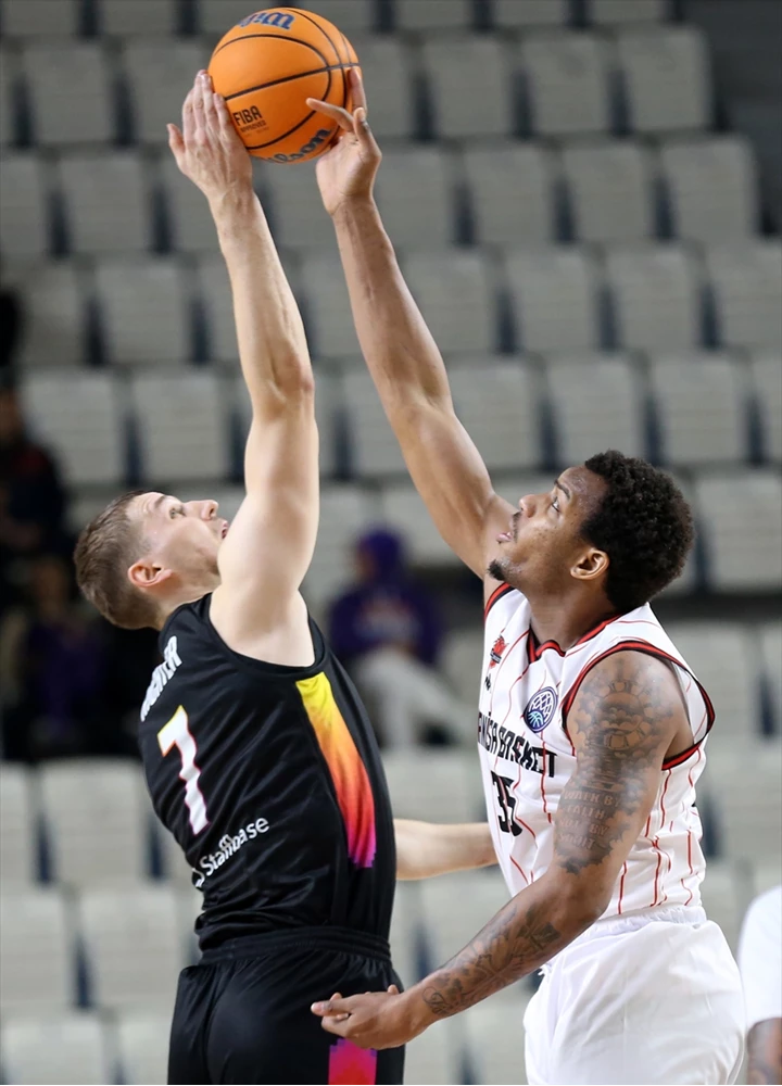 Manisa Basket, Şampiyonlar Ligi Play-in İlk Maçında Galibiyetle Başladı: 87-86