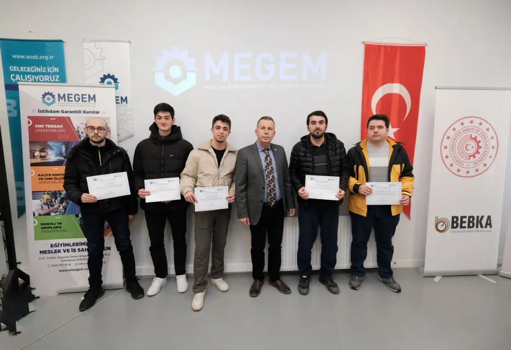 MEGEM’de 40. Dönem Mezuniyet Coşkusu