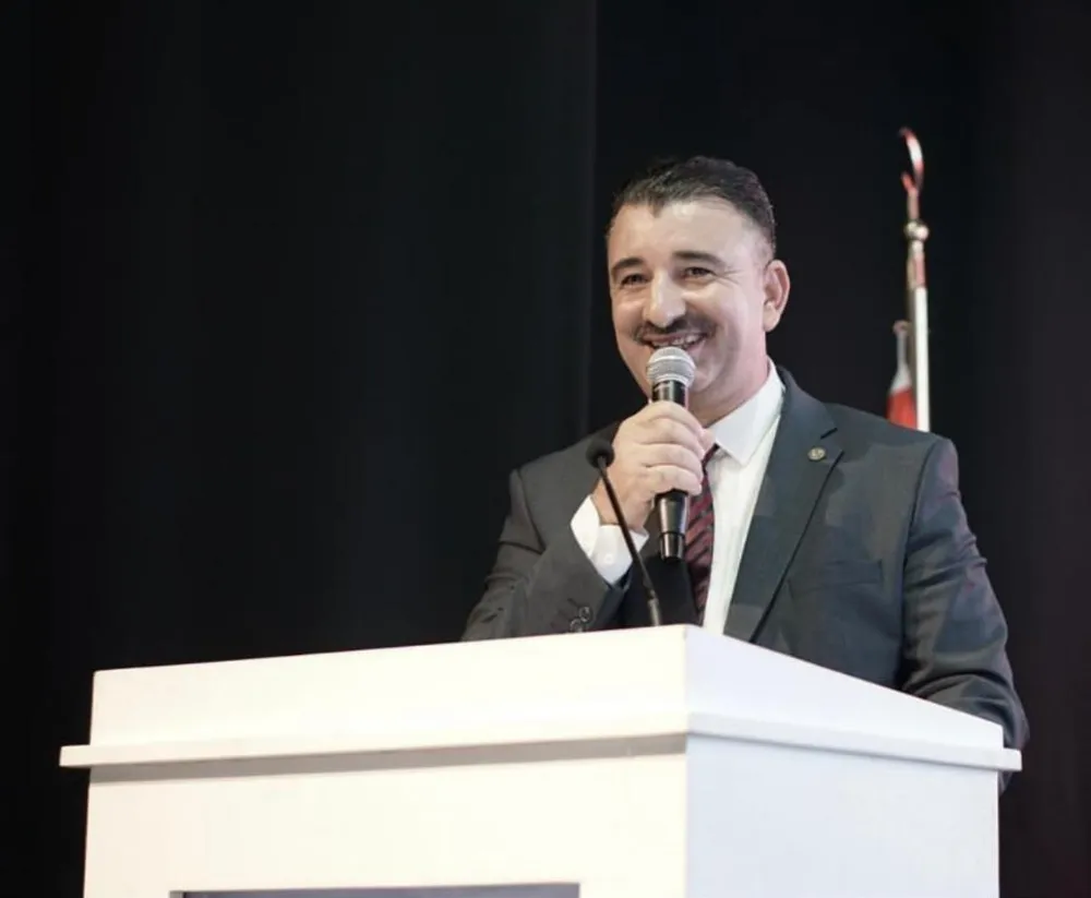 “Doğalgaz şovunu bırak, asli görevlerini yap”