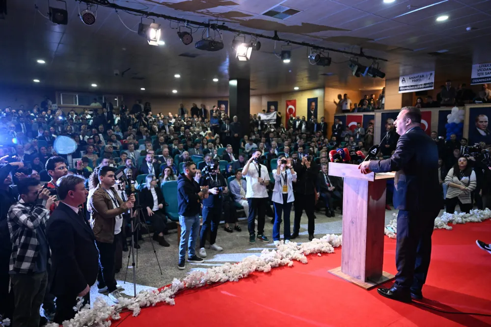 Yavuz Ağıralioğlu’ndan İktidara Sert Eleştiri: “Millet 23 Yıldır Sana El Verdi”